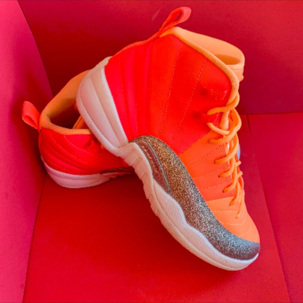 Sz 7Y Air Jordan 12 Retro Racer Pink/White-Hot Punch Sneakers